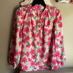 Beautiful Lilly top